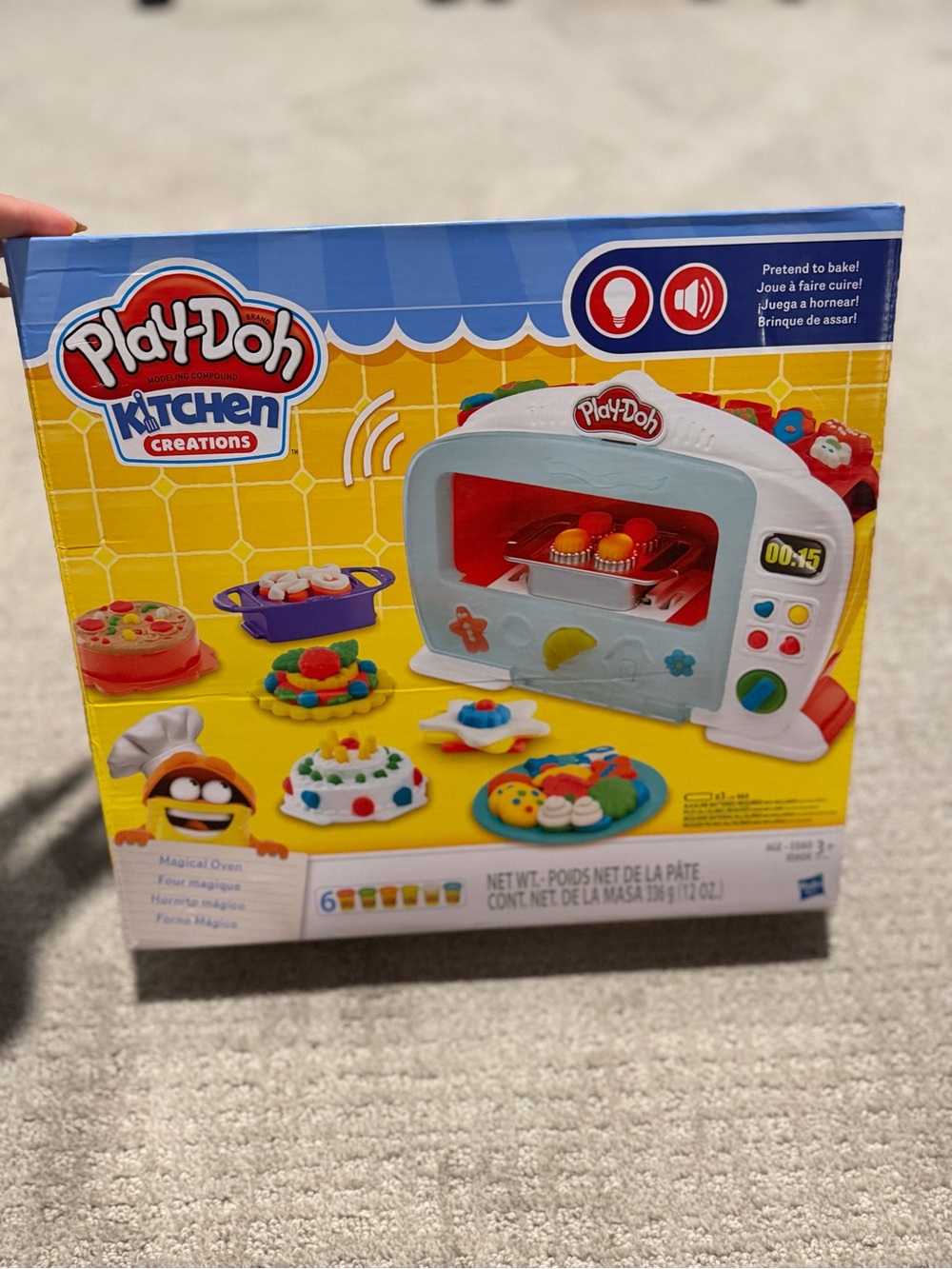 Hasbro Play-Doh Kitchen Creations Magical Oven playset